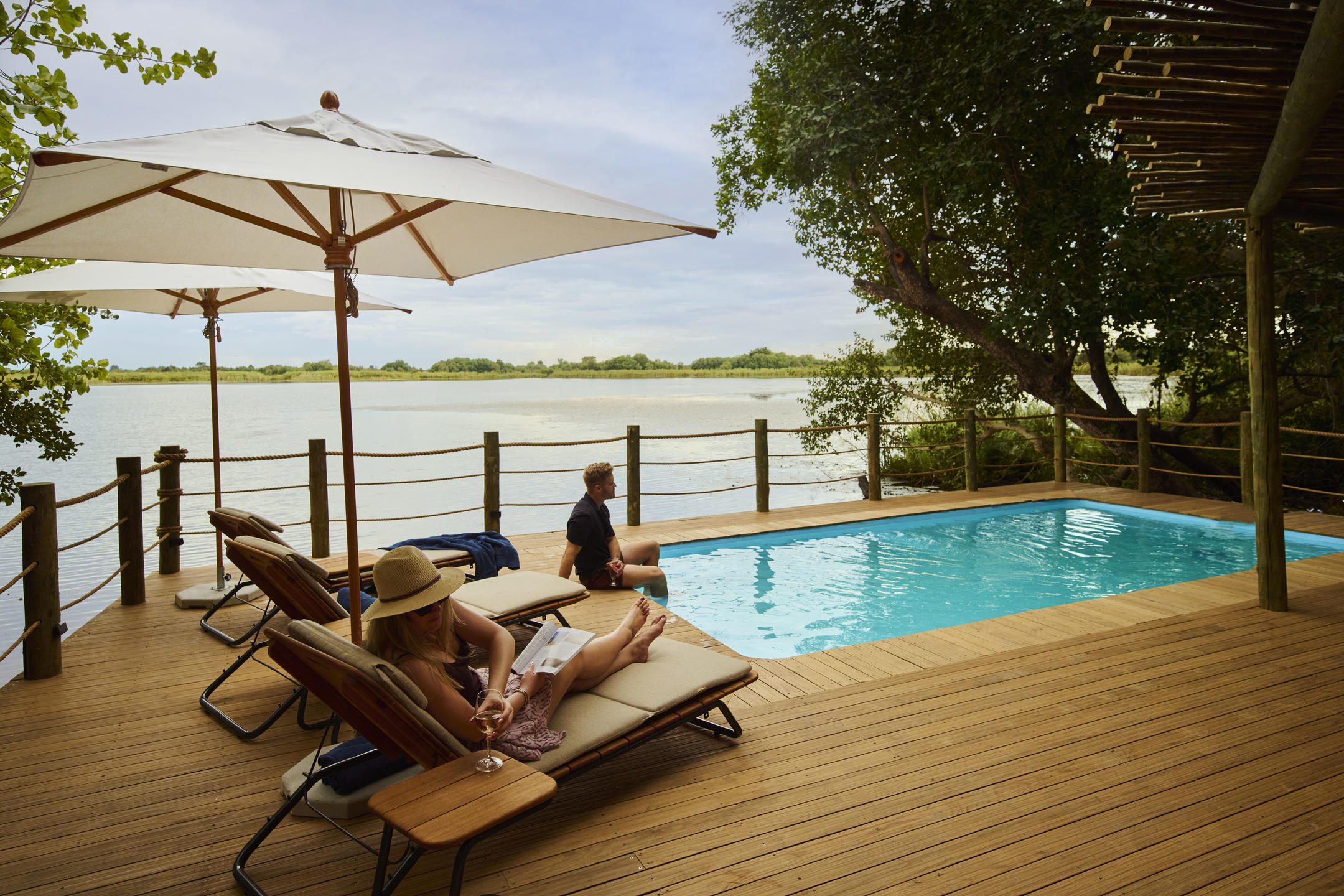 Xugana Island Lodge thumbnail 2